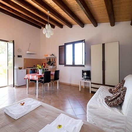 Le Terrazze Su Fraginesi Apartment กัสเตลลัมมาเร เดล โกลโฟ ภายนอก รูปภาพ